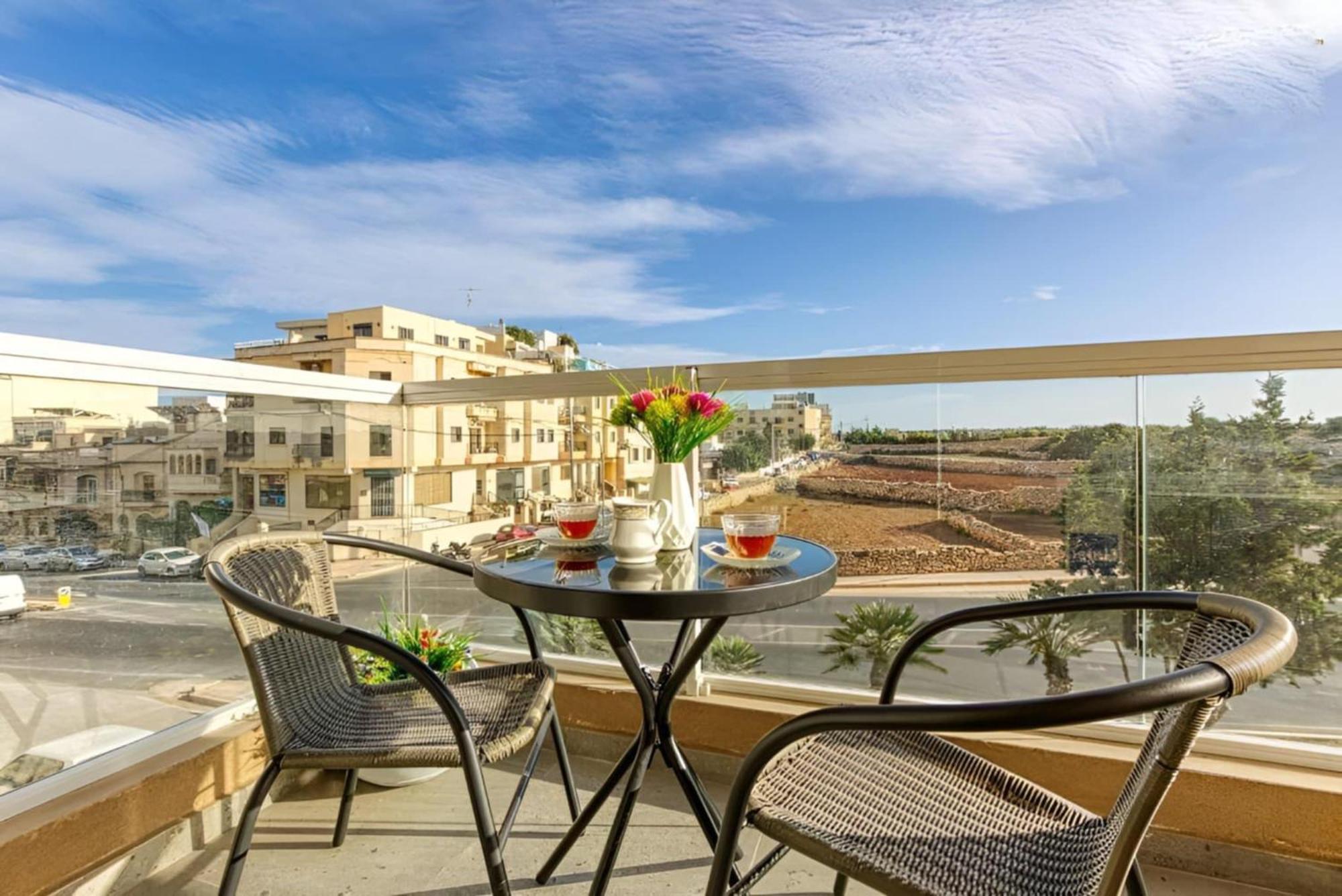 Large, 3 Bedroom Apartment In Marsascala Марсаскала Екстер'єр фото